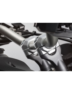 22 MM RISER AUS GRAUEM SW-MOTECH HANDLEBAR 2